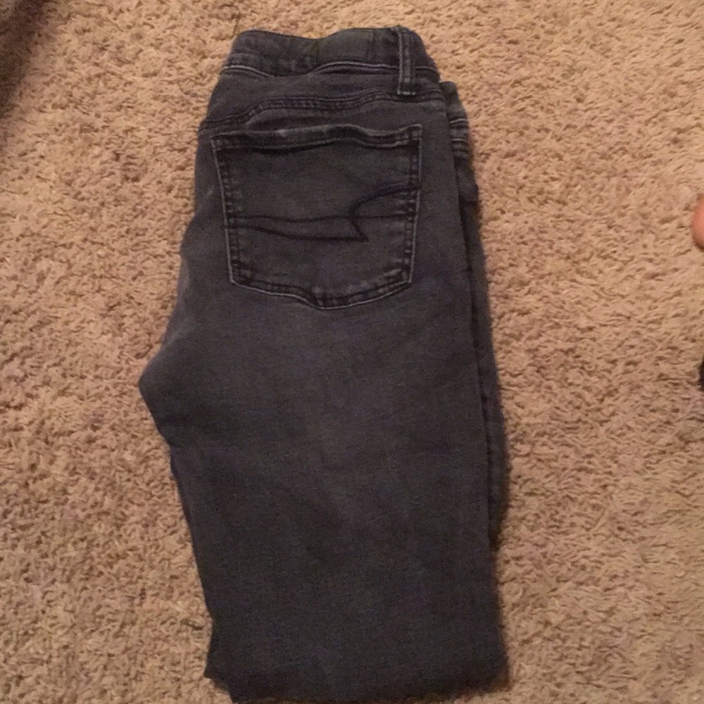 black/grayish American eagle skinny jeans